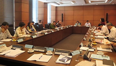 Вьетнамские депутаты обсудили проекты документов 12-го съезда КПВ